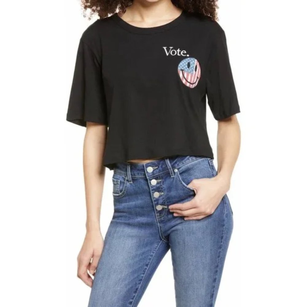VOTE Cropped Tee la la land Creative Co. NWT Size Small